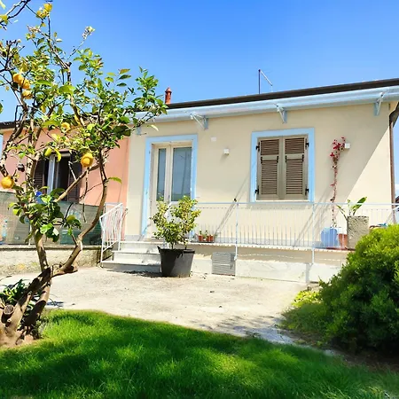 Mon Casa A Marina Con Giardino Tatil Evi